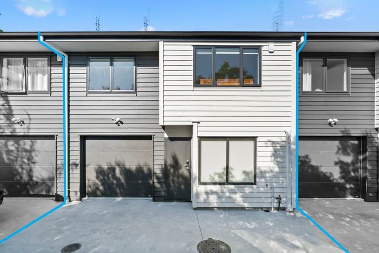 Photo of property in 160c Hill Road, Manurewa, Auckland, 2105