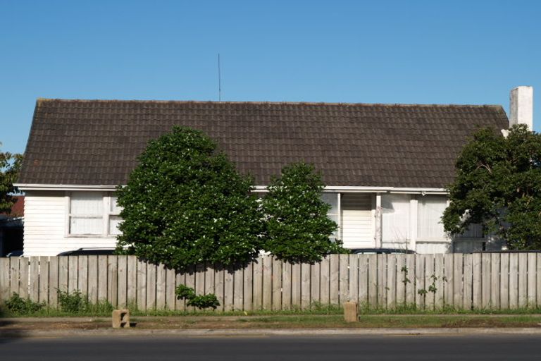 Photo of property in 470 Massey Road, Mangere East, Auckland, 2024