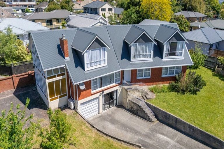 Photo of property in 1121 Heaphy Terrace, Fairfield, Hamilton, 3214