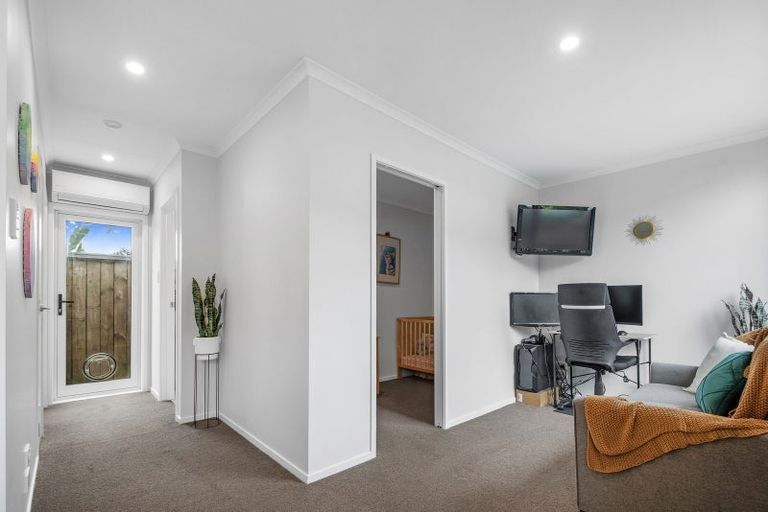 Photo of property in 35 Saltmarsh Road, Hobsonville, Auckland, 0616