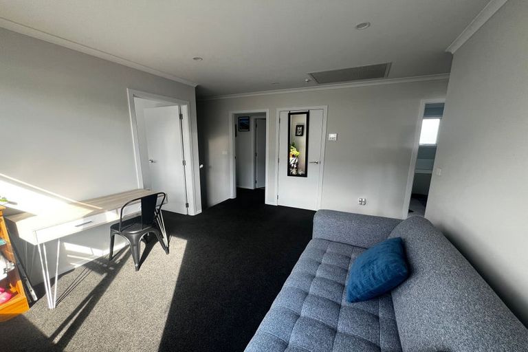 Photo of property in 14 Hokioi Drive, Kenepuru, Porirua, 5022