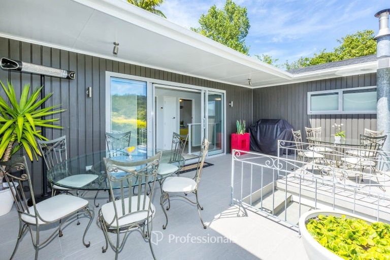 Photo of property in 18 Dalton Grove, Stokes Valley, Lower Hutt, 5019