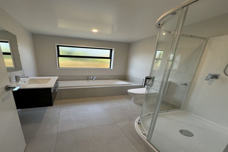 Photo of property in 95a Rattray Street, Riccarton, Christchurch, 8041