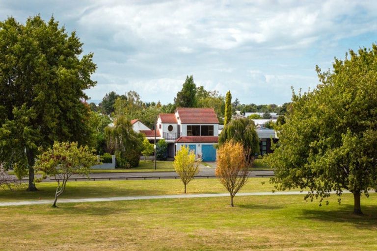 Photo of property in 110 Freyberg Avenue, Tamatea, Napier, 4112