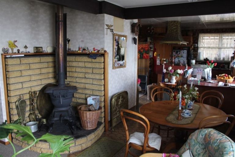 Photo of property in 8 Ogle Crescent, Te Kamo, Whangarei, 0112