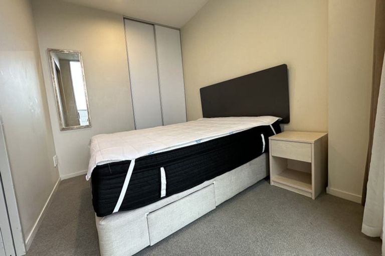 Photo of property in 1507/17 Osterley Way, Manukau, Auckland, 2104