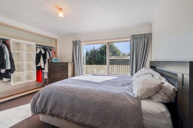 Photo of property in 14 Banks Place, Rangiora, 7400