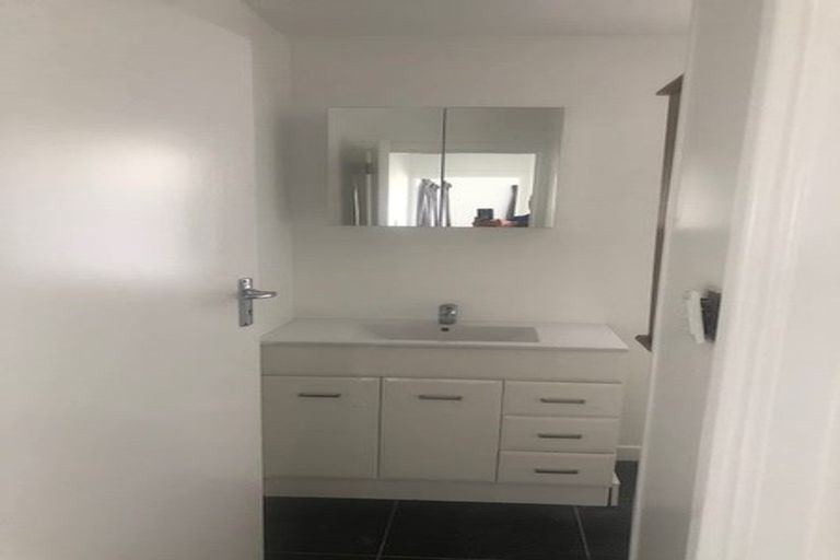 Photo of property in 342 Main Road, Huapai, Kumeu, 0810