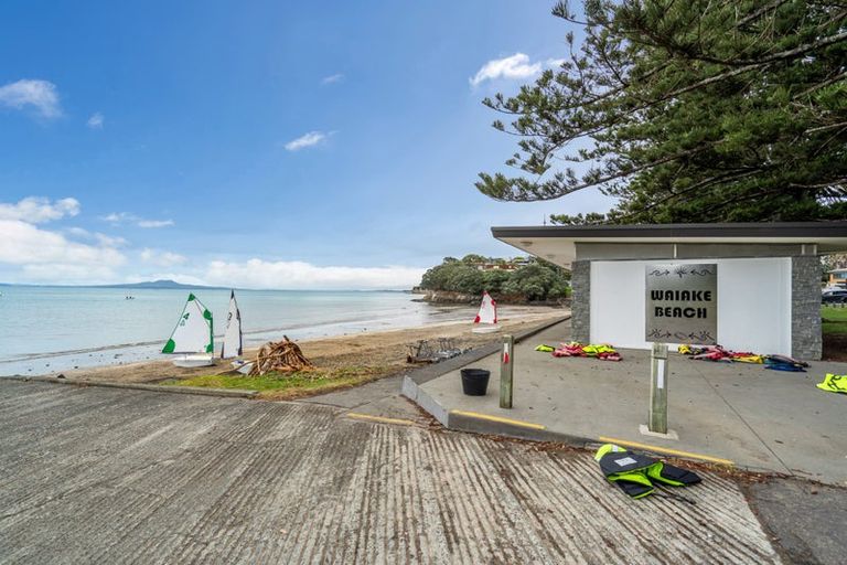 Photo of property in 24c Killarney Avenue, Torbay, Auckland, 0630