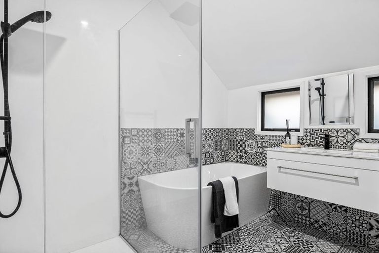 Photo of property in 2/54 Derby Street, St Albans, Christchurch, 8014