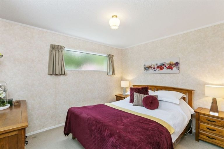 Photo of property in 12/2 Burdendale Grove, Churton Park, Wellington, 6037