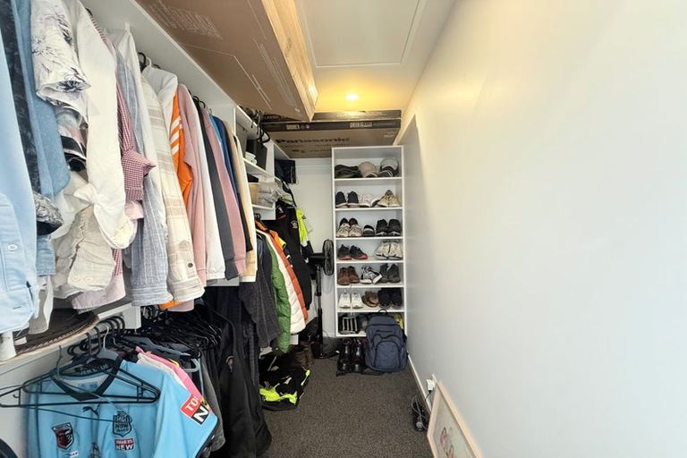 Photo of property in 77 Hokioi Drive, Kenepuru, Porirua, 5022