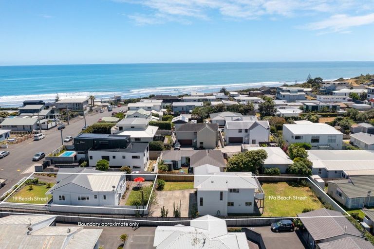 Photo of property in 19a Beach Street, Fitzroy, New Plymouth, 4312