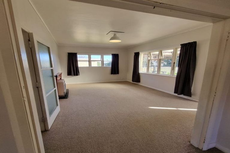 Photo of property in 512 Featherston Street, Roslyn, Palmerston North, 4414