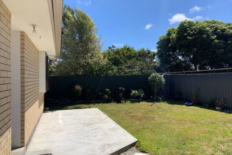 Photo of property in 162a Springs Road, Hornby, Christchurch, 8042