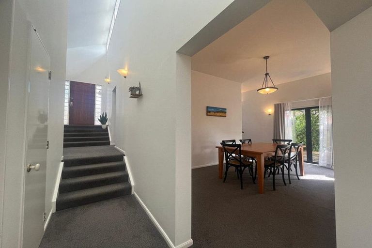Photo of property in 6 Hoya Court, Henderson, Auckland, 0610