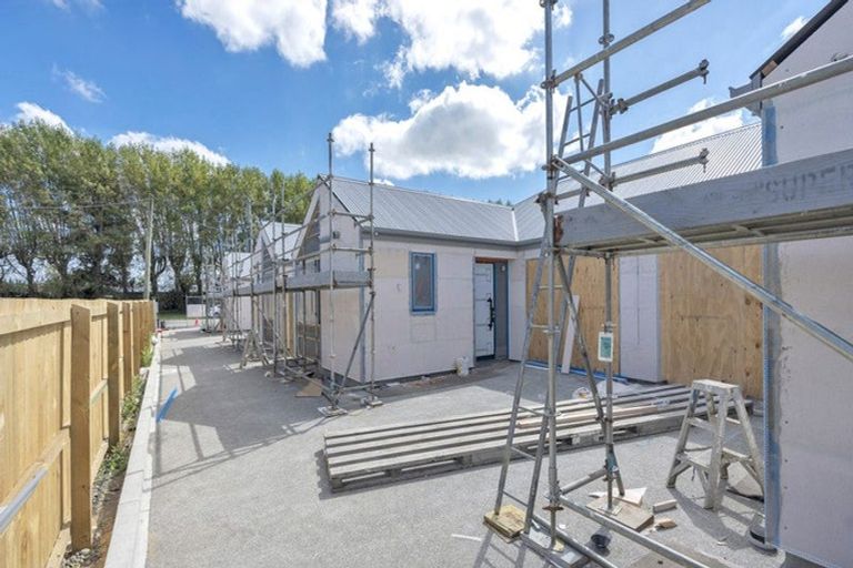 Photo of property in 206a Racecourse Road, Sockburn, Christchurch, 8042