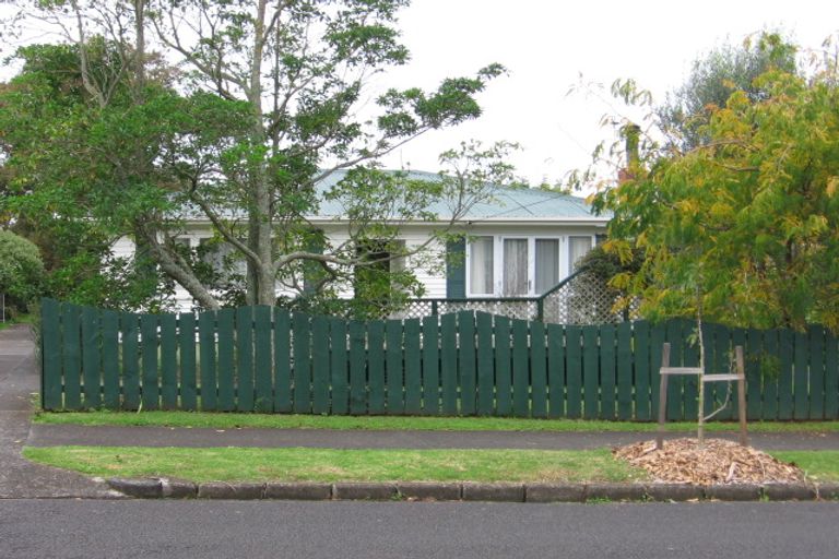 Photo of property in 1/15 Hayward Road, Papatoetoe, Auckland, 2025