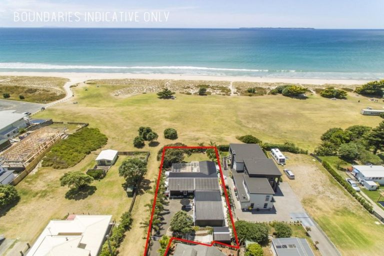 Photo of property in 1021b Papamoa Beach Road, Papamoa Beach, Papamoa, 3118