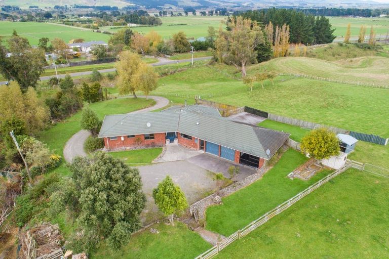 Photo of property in 32 Hillcrest Road, Ashhurst, Palmerston North, 4470