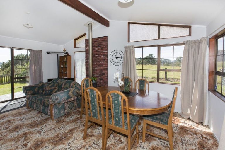 Photo of property in 5705 Pouto Road, Pouto, 0391