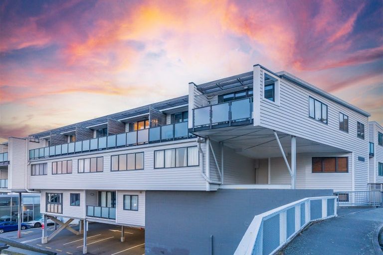 Photo of property in 4/45 Childers Terrace, Kilbirnie, Wellington, 6022