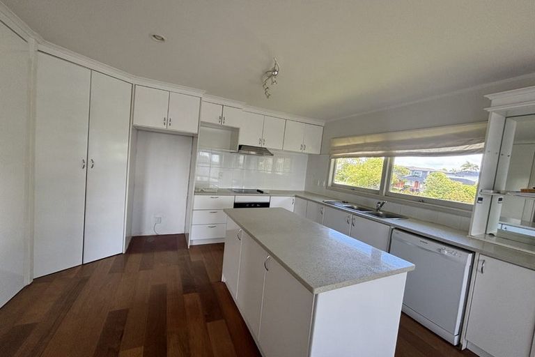 Photo of property in 63 Bramley Drive, Farm Cove, Auckland, 2012