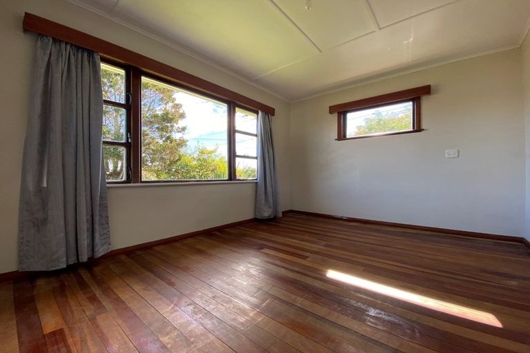 Photo of property in 37 Lupin Road, Otaki, 5512