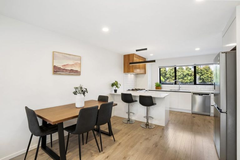 Photo of property in 7 Observation Green, Hobsonville, Auckland, 0616