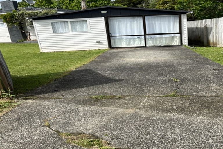 Photo of property in 14 Blenheim Street, Glenfield, Auckland, 0629