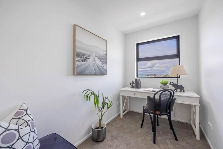 Photo of property in 43a/3 Waimumu Road, Massey, Auckland, 0614