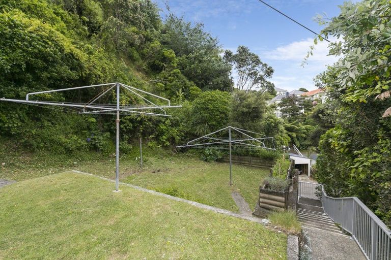 Photo of property in 31u7 Homebush Road, Khandallah, Wellington, 6035