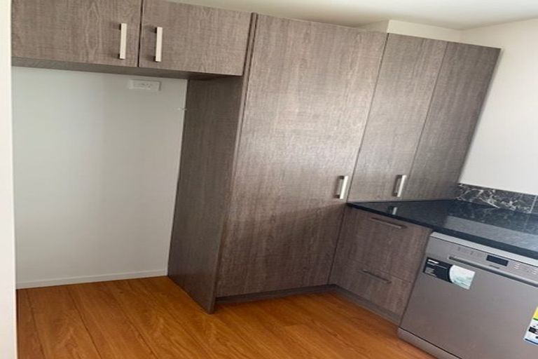 Photo of property in 1u5 June Place, Hamilton East, Hamilton, 3216