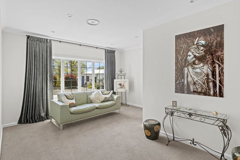 Photo of property in 74 Wanganui Road, Marton, 4788