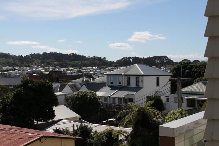 Photo of property in Altar Apartments, 64/120u Rintoul Street, Newtown, Wellington, 6021
