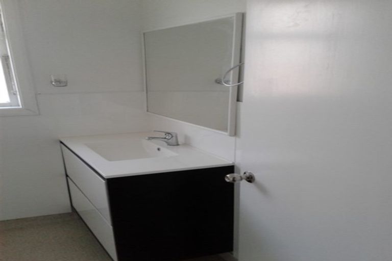 Photo of property in 12 Moray Place, Highbury, Palmerston North, 4412