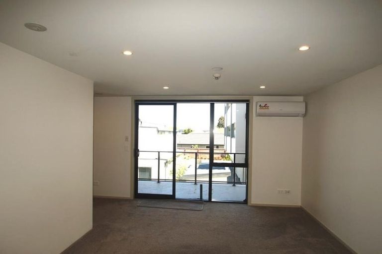 Photo of property in 4/378 Worcester Street, Linwood, Christchurch, 8011