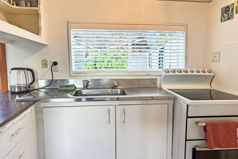 Photo of property in 2/3 Head Street, Sumner, Christchurch, 8081