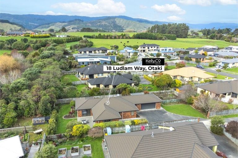 Photo of property in 18 Ludlam Way, Otaki, 5512