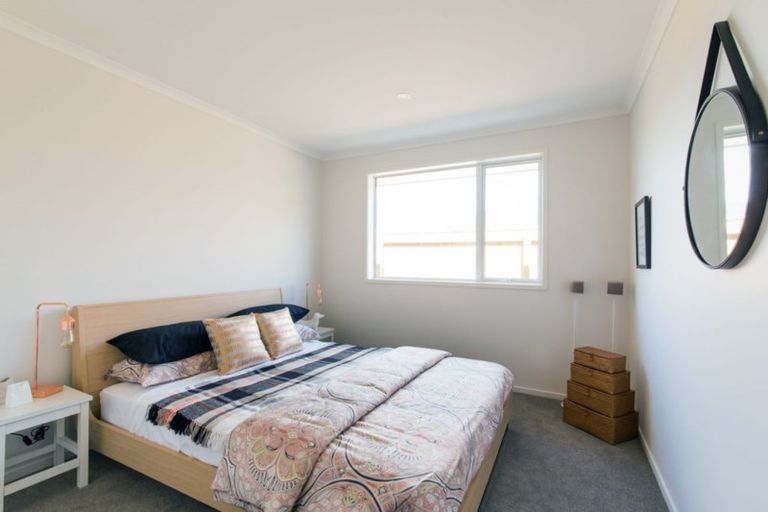 Photo of property in 9 Papaview Road, Papakura, 2110
