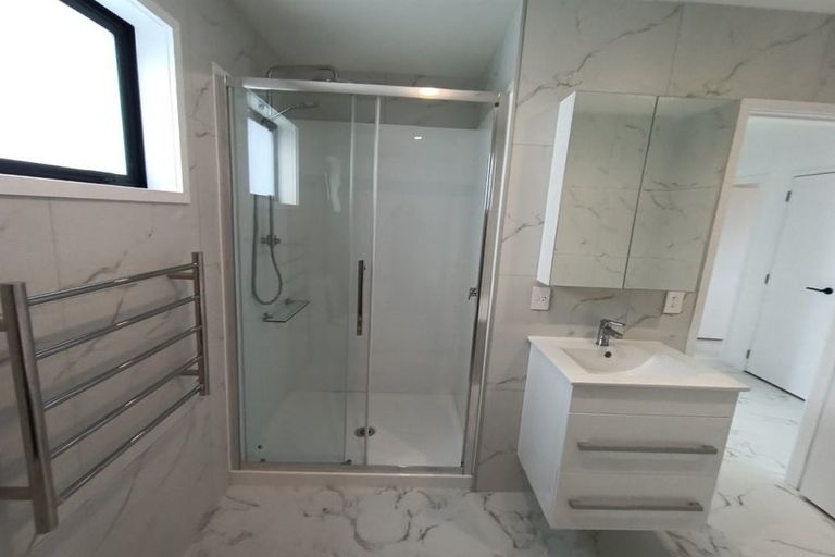 Photo of property in 18 Boeing Way, Newlands, 6037