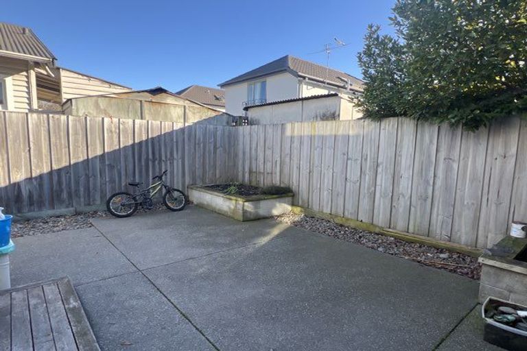 Photo of property in 15 Angus Street, Sydenham, Christchurch, 8023