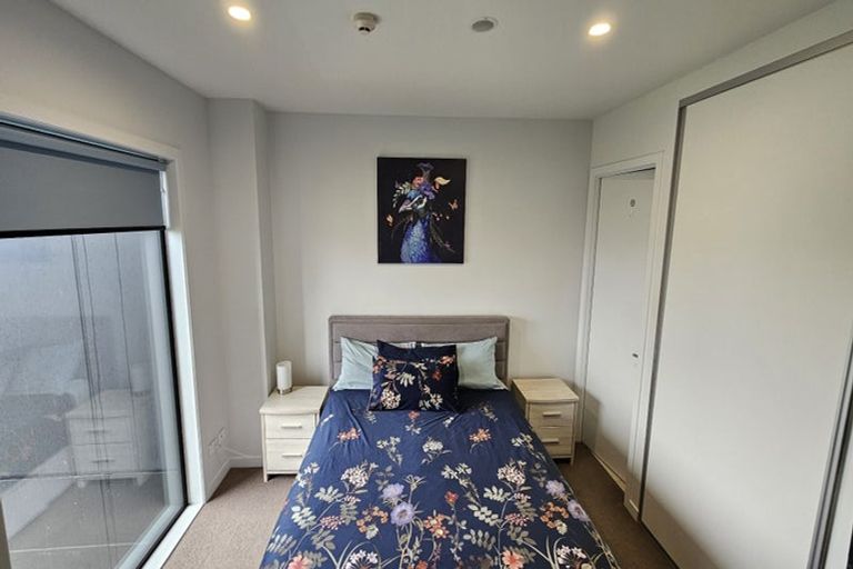 Photo of property in Frank Sargeson Apts, 204/74 Anzac Street, Takapuna, Auckland, 0622