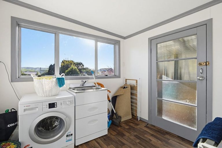 Photo of property in 10 Keatoa Terrace, Owaka, 9535