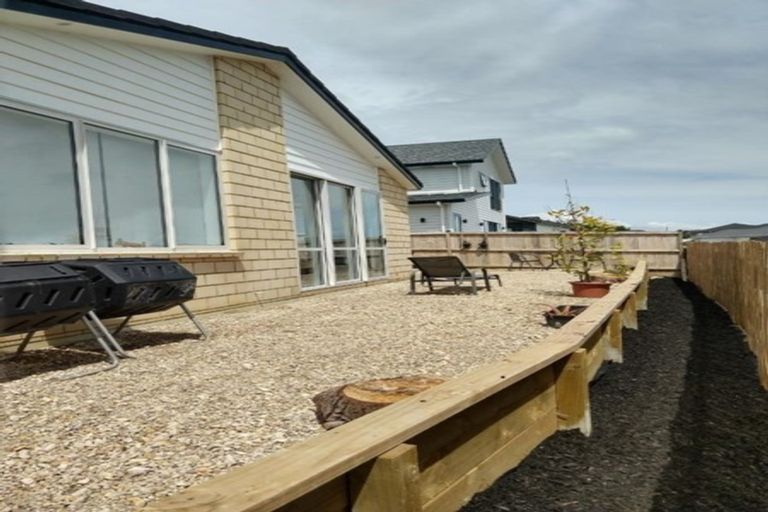 Photo of property in 16 Kiwa Crescent, Gulf Harbour, Whangaparaoa, 0930