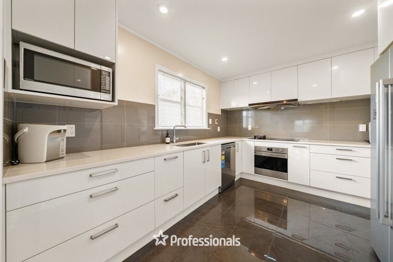 Photo of property in 21 Rosebank Avenue, Avalon, Lower Hutt, 5011