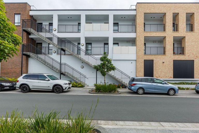Photo of property in 113/81 Mapou Road, Hobsonville, Auckland, 0616