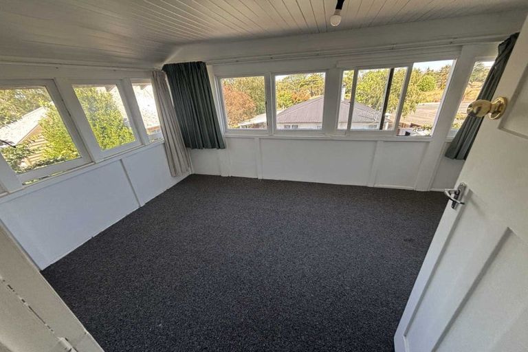 Photo of property in 2 Gaisford Terrace, Waipukurau, 4200