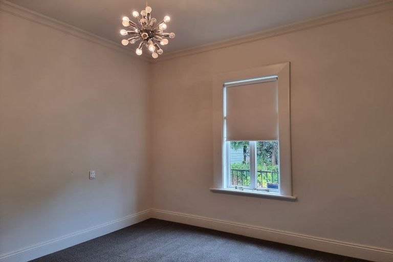 Photo of property in 122 Tennyson Street, Sydenham, Christchurch, 8023