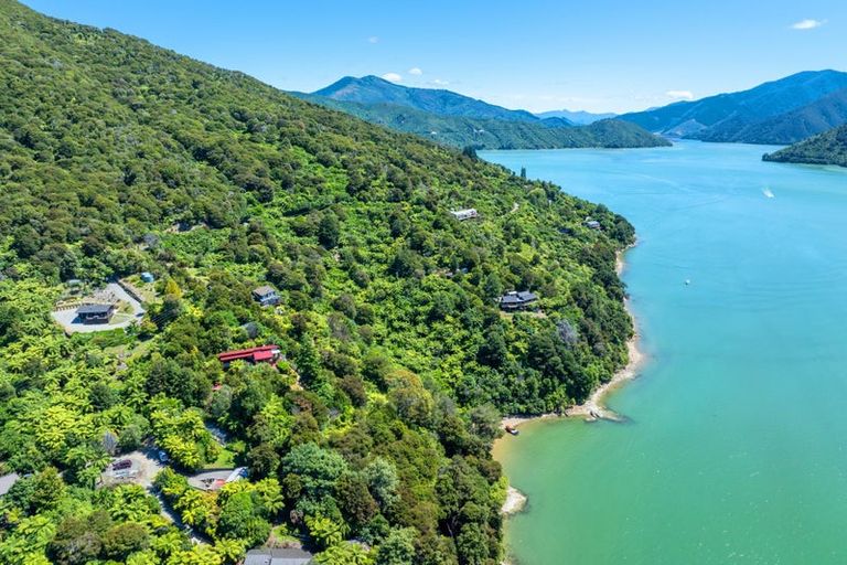 Photo of property in 542 Moetapu Bay Road, Moetapu Bay, Picton, 7282
